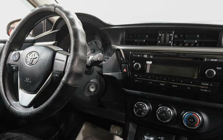 Toyota Corolla, 2013 год, 1 159 000 рублей, 21 фотография