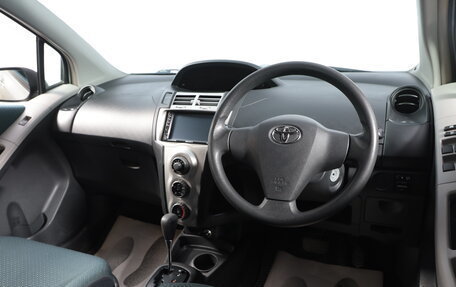 Toyota Vitz, 2005 год, 649 000 рублей, 10 фотография