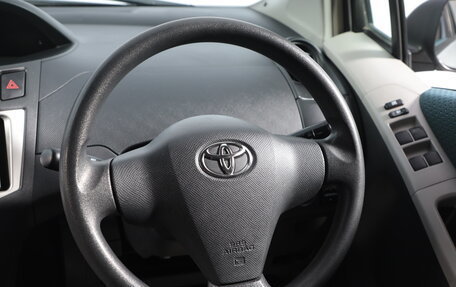 Toyota Vitz, 2005 год, 649 000 рублей, 12 фотография