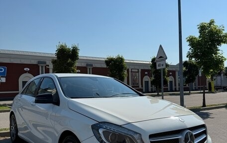 Mercedes-Benz A-Класс, 2014 год, 1 100 000 рублей, 4 фотография