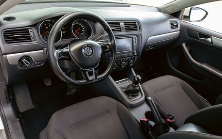 Volkswagen Jetta VI, 2015 год, 1 095 000 рублей, 13 фотография