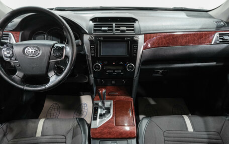 Toyota Camry, 2013 год, 1 149 000 рублей, 19 фотография