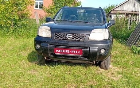 Nissan X-Trail, 2004 год, 645 000 рублей, 2 фотография