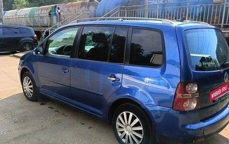 Volkswagen Touran III, 2007 год, 470 000 рублей, 3 фотография