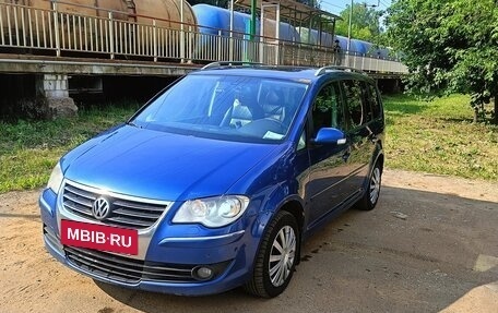 Volkswagen Touran III, 2007 год, 470 000 рублей, 6 фотография