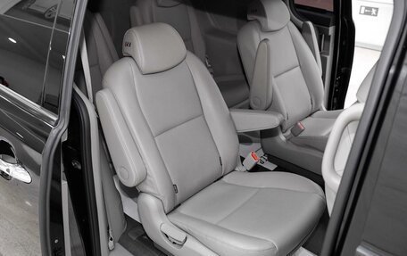 KIA Carnival III, 2017 год, 2 065 000 рублей, 12 фотография