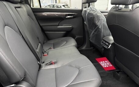 Toyota Highlander, 2026 год, 5 070 000 рублей, 16 фотография