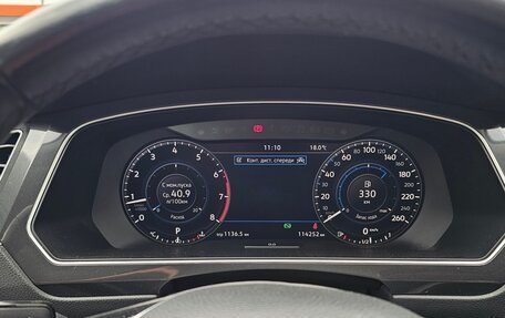 Volkswagen Tiguan II, 2018 год, 3 250 000 рублей, 20 фотография