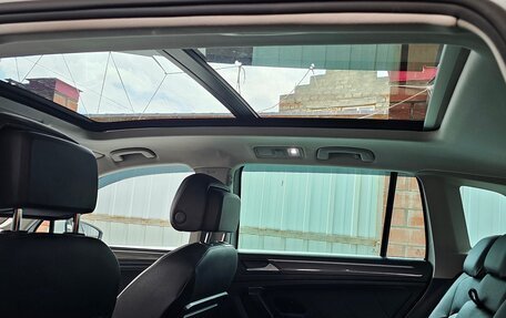 Volkswagen Tiguan II, 2018 год, 3 250 000 рублей, 31 фотография