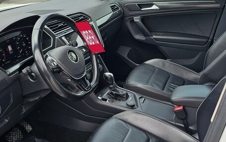 Volkswagen Tiguan II, 2018 год, 3 250 000 рублей, 22 фотография
