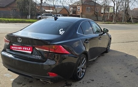Lexus IS III, 2017 год, 2 550 000 рублей, 4 фотография