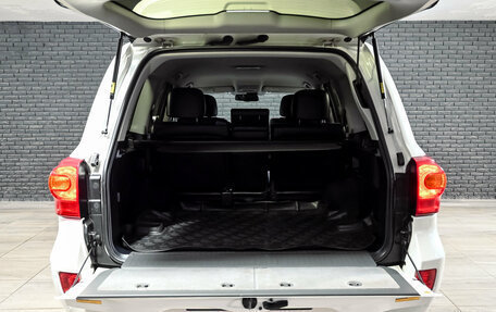 Toyota Land Cruiser 200, 2013 год, 4 400 000 рублей, 7 фотография