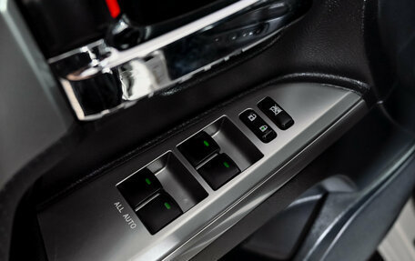 Toyota Land Cruiser 200, 2013 год, 4 400 000 рублей, 14 фотография