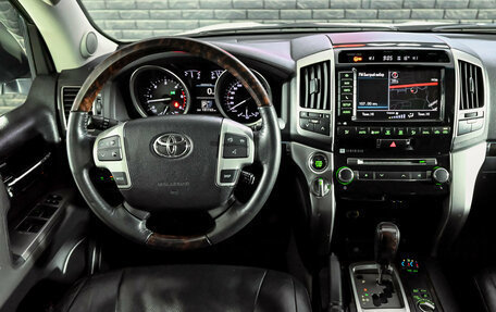 Toyota Land Cruiser 200, 2013 год, 4 400 000 рублей, 19 фотография