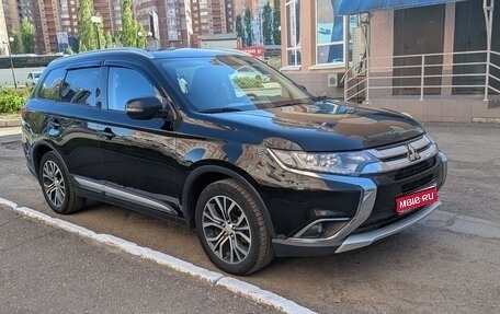 Mitsubishi Outlander III рестайлинг 3, 2018 год, 1 440 000 рублей, 1 фотография
