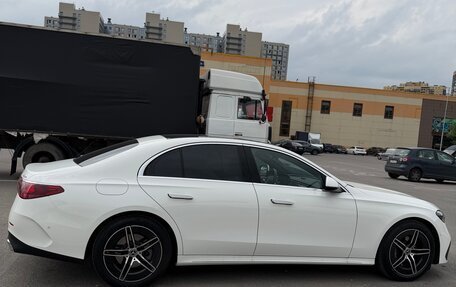 Mercedes-Benz E-Класс, 2025 год, 8 250 000 рублей, 4 фотография