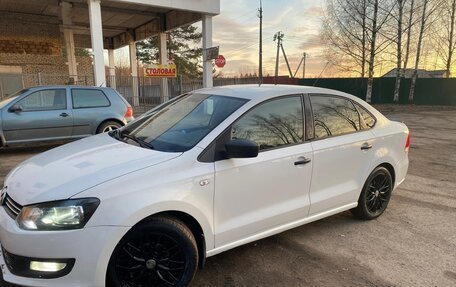 Volkswagen Polo VI (EU Market), 2012 год, 600 000 рублей, 6 фотография