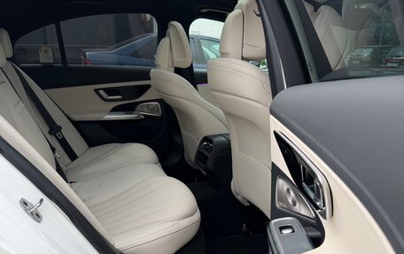 Mercedes-Benz E-Класс, 2025 год, 8 250 000 рублей, 12 фотография
