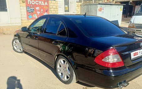 Mercedes-Benz E-Класс, 2006 год, 900 000 рублей, 4 фотография
