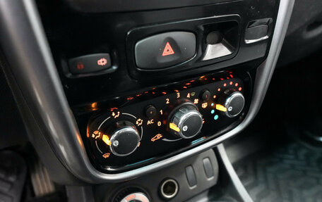 Renault Duster I рестайлинг, 2013 год, 935 000 рублей, 14 фотография
