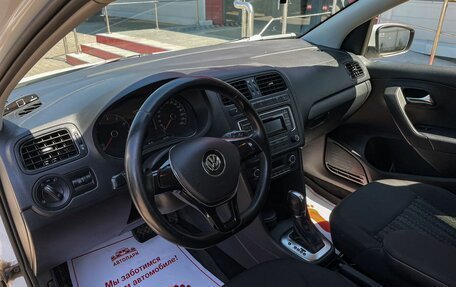 Volkswagen Polo VI (EU Market), 2015 год, 1 099 000 рублей, 8 фотография