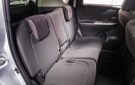 Toyota Ractis I, 2009 год, 659 000 рублей, 16 фотография
