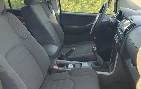 Nissan Pathfinder, 2005 год, 880 000 рублей, 13 фотография