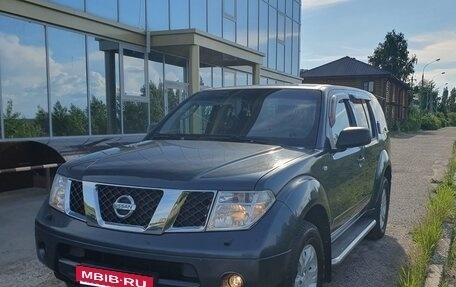 Nissan Pathfinder, 2005 год, 880 000 рублей, 4 фотография
