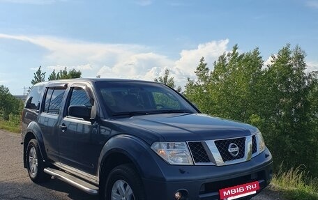 Nissan Pathfinder, 2005 год, 880 000 рублей, 2 фотография