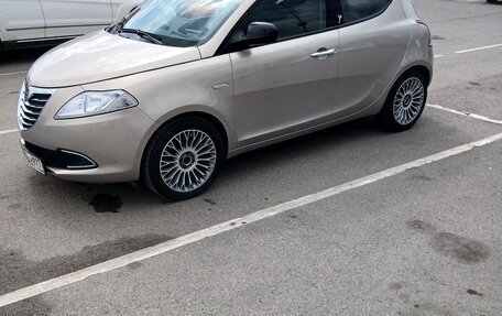 Lancia Ypsilon III (Type 846), 2012 год, 1 000 000 рублей, 3 фотография