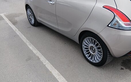 Lancia Ypsilon III (Type 846), 2012 год, 1 000 000 рублей, 4 фотография