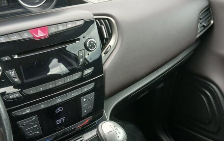 Lancia Ypsilon III (Type 846), 2012 год, 1 000 000 рублей, 8 фотография