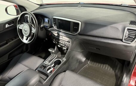 KIA Sportage IV рестайлинг, 2020 год, 2 399 800 рублей, 3 фотография