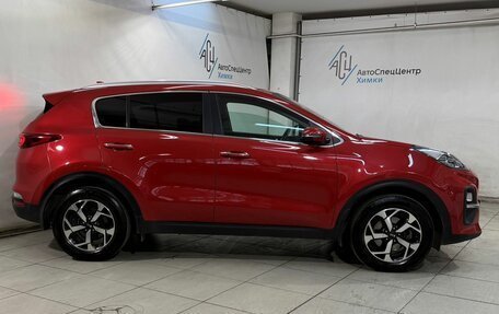 KIA Sportage IV рестайлинг, 2020 год, 2 399 800 рублей, 17 фотография