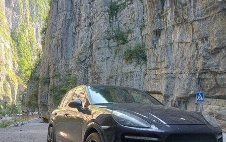 Porsche Cayenne III, 2011 год, 1 700 000 рублей, 2 фотография