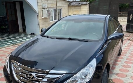 Hyundai Sonata VI, 2012 год, 550 000 рублей, 2 фотография