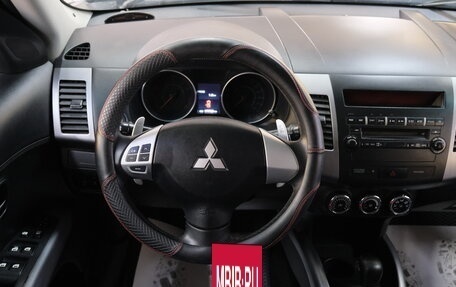Mitsubishi Outlander III рестайлинг 3, 2011 год, 1 349 000 рублей, 12 фотография
