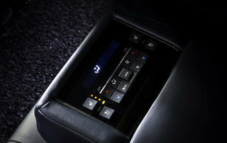 Lexus LX III, 2019 год, 7 600 000 рублей, 13 фотография
