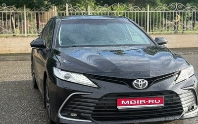 Toyota Camry, 2021 год, 2 050 000 рублей, 1 фотография