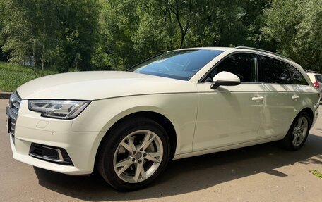 Audi A4, 2017 год, 3 000 000 рублей, 10 фотография