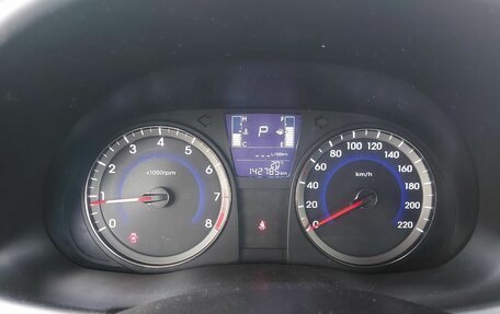 Hyundai Solaris II рестайлинг, 2016 год, 1 100 000 рублей, 11 фотография