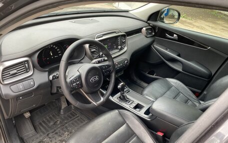 KIA Sorento III Prime рестайлинг, 2017 год, 1 590 000 рублей, 9 фотография