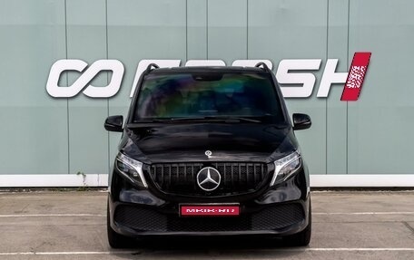 Mercedes-Benz V-Класс, 2019 год, 5 249 000 рублей, 3 фотография