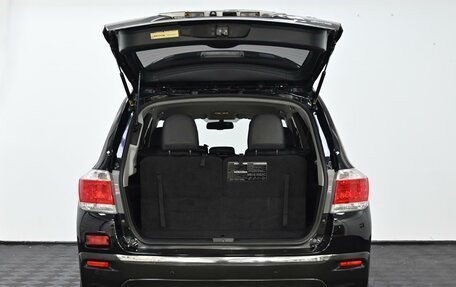Toyota Highlander III, 2013 год, 1 505 000 рублей, 17 фотография