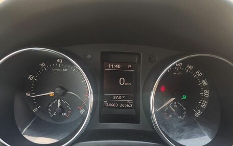 Skoda Yeti I рестайлинг, 2015 год, 1 390 000 рублей, 9 фотография