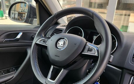 Skoda Yeti I рестайлинг, 2015 год, 1 390 000 рублей, 24 фотография
