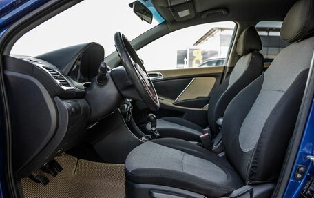 Hyundai Solaris II рестайлинг, 2011 год, 498 000 рублей, 19 фотография