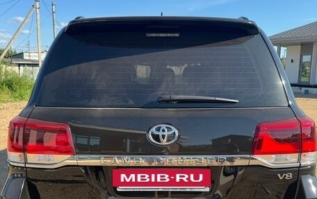 Toyota Land Cruiser 200, 2019 год, 5 400 000 рублей, 4 фотография