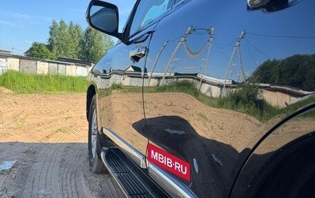 Toyota Land Cruiser 200, 2019 год, 5 400 000 рублей, 2 фотография
