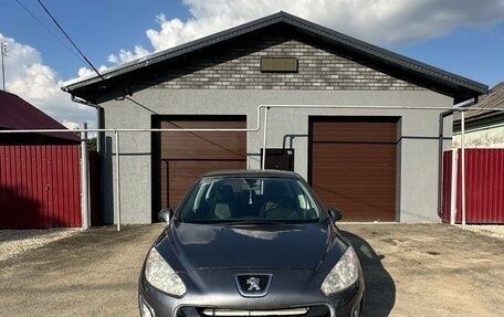 Peugeot 308 II, 2011 год, 399 000 рублей, 2 фотография